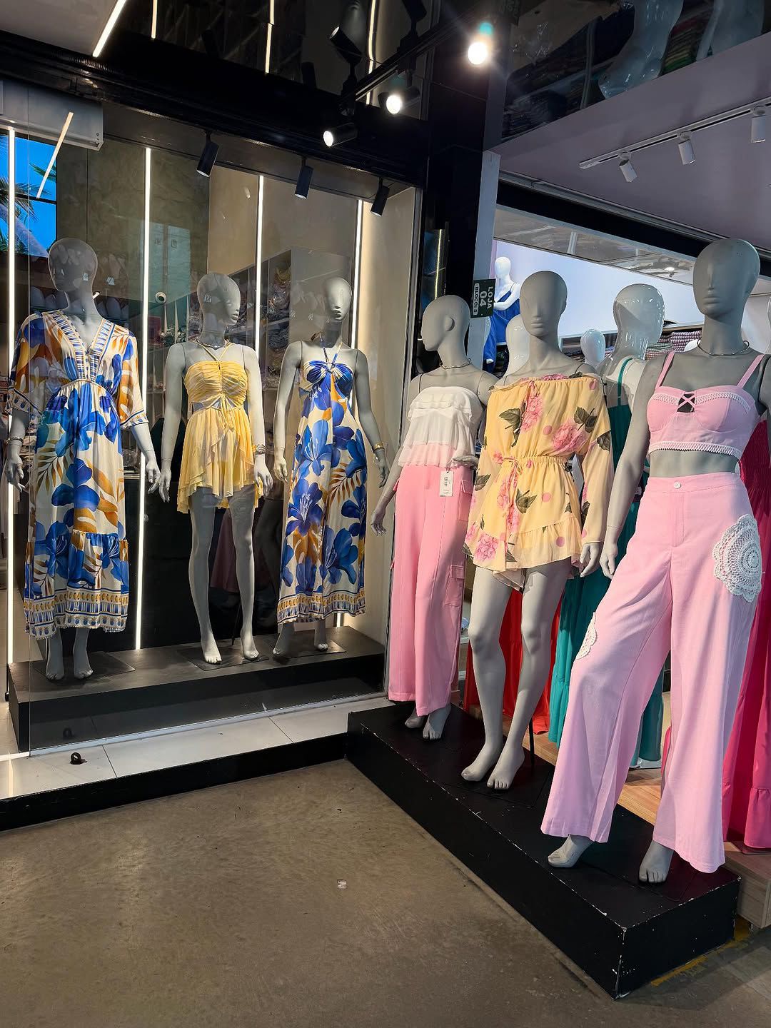 WhatsApp Image 2025-10-18 at 14.52.32 (1)